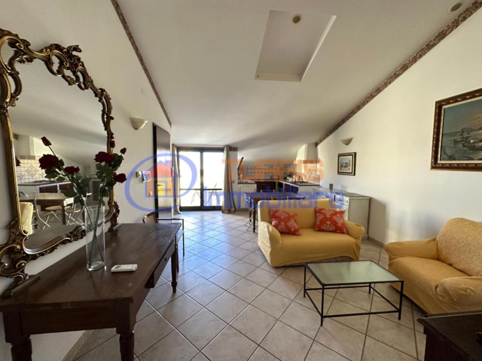 La Mansarda Di Via Galilei Apartment Porto Torres Ngoại thất bức ảnh