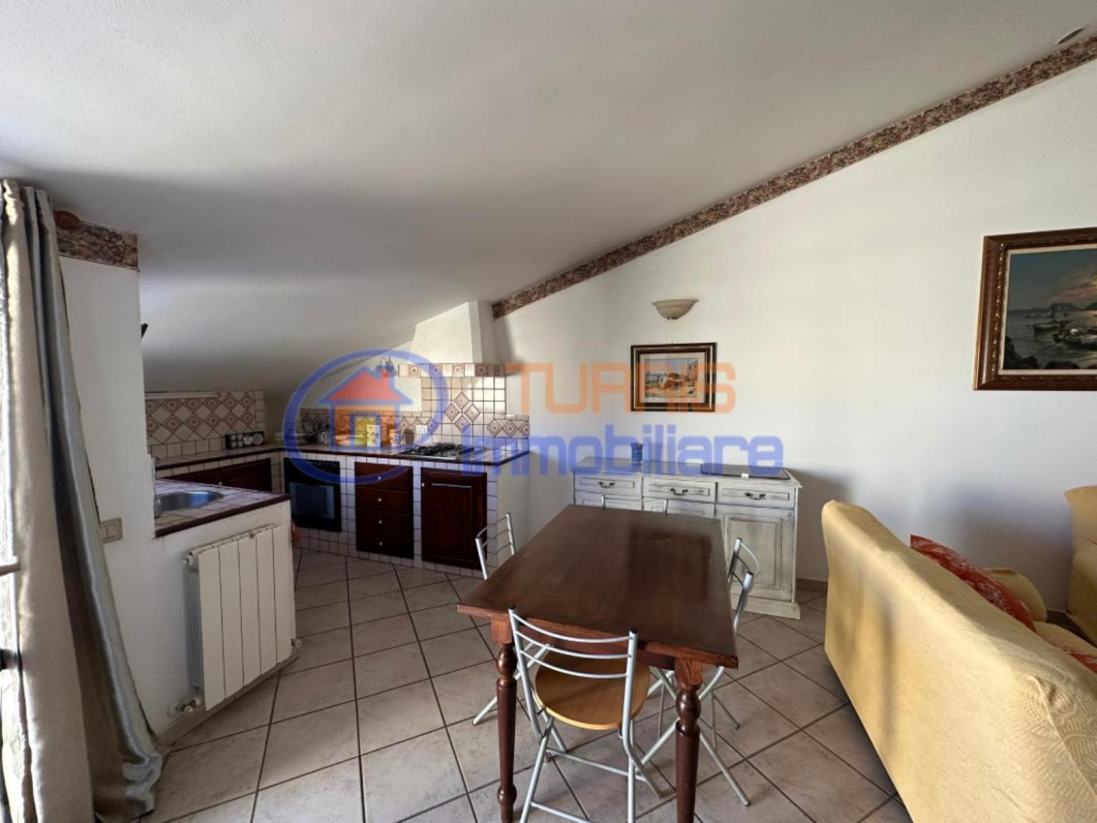 La Mansarda Di Via Galilei Apartment Porto Torres Ngoại thất bức ảnh